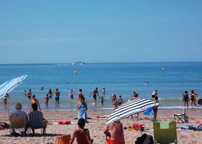 Rose Des Vents Διαμέρισμα Jullouville-les-Pins